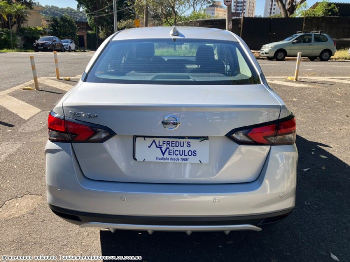 Nissan VERSA EXCLUSIVE AUTOM�TICO 2021/2022